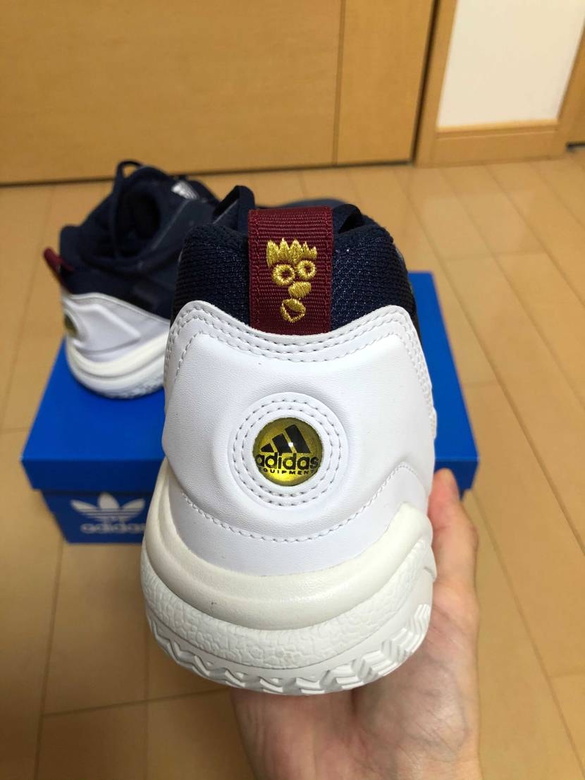 102足目が先に届いてしまったので…
adidas top