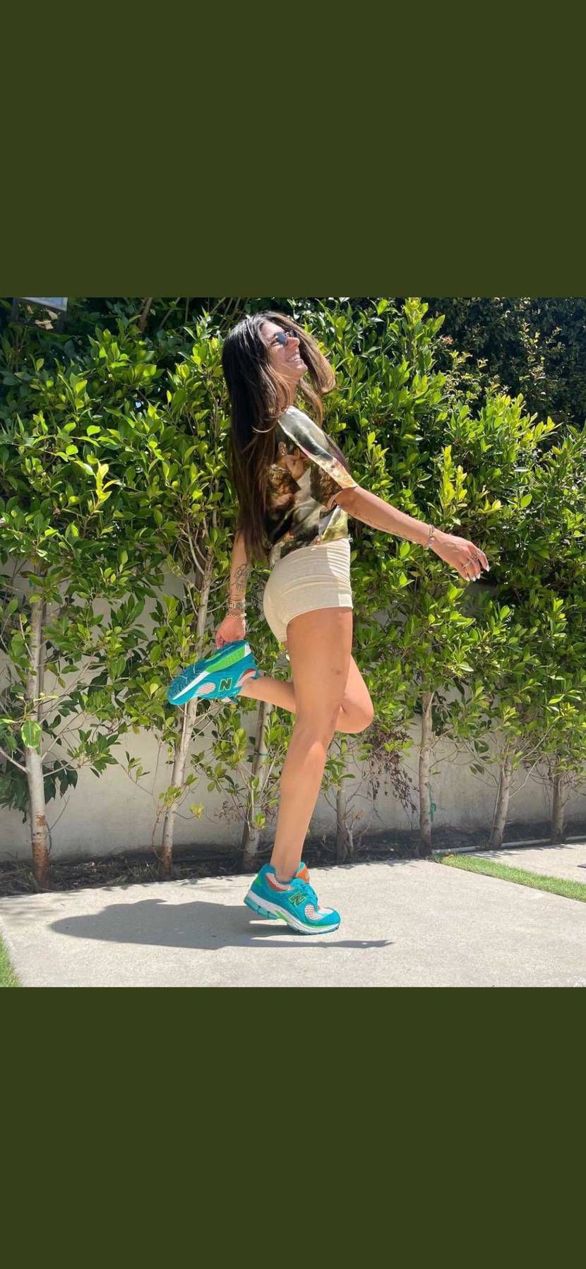 ポルノ女優、mia khalifaも履いとるで
買うしかな