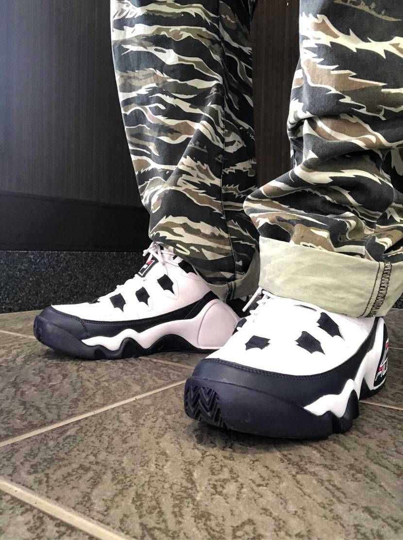 本日の出勤はFila grant hill 1です
このモデルも往年の名作です