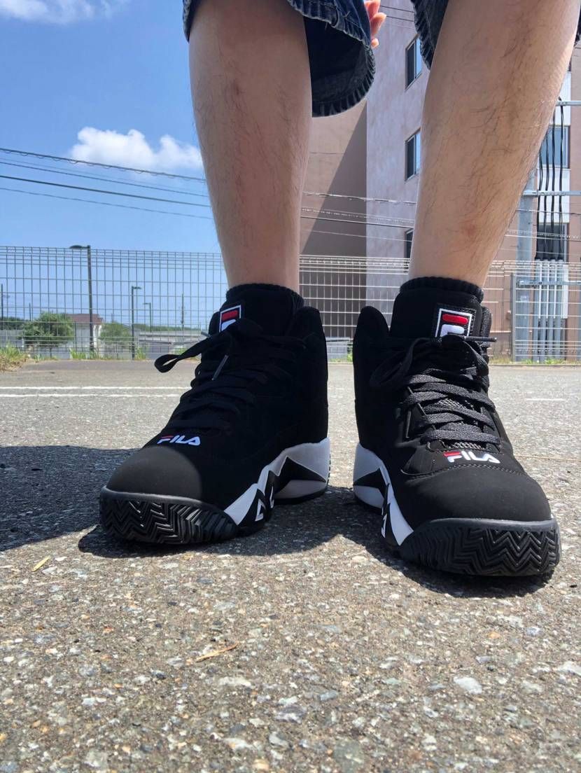 こんにちは
出勤前にお出かけ！
空は綺麗なんですけどね…
暑すぎます！
