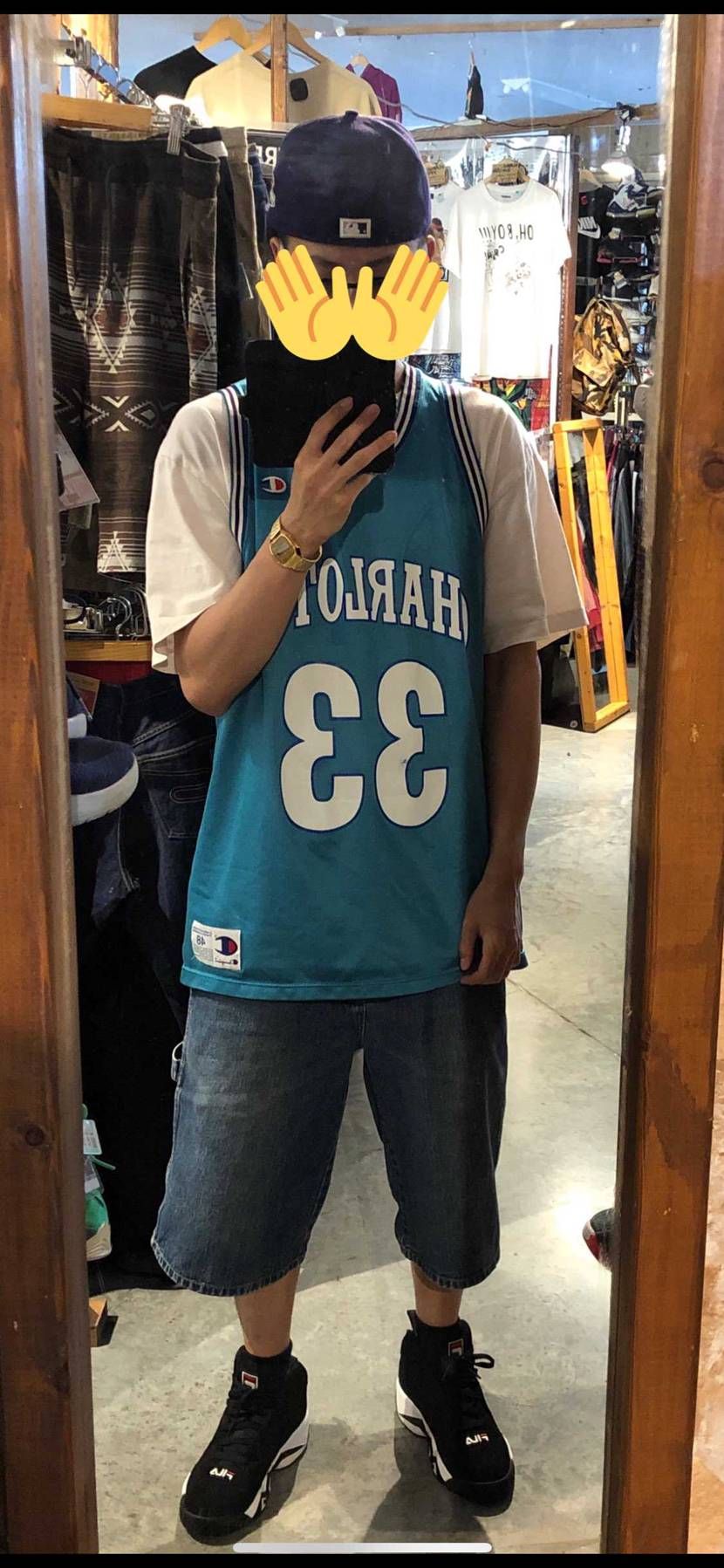 こんにちは
出勤前にお出かけ！
空は綺麗なんですけどね…