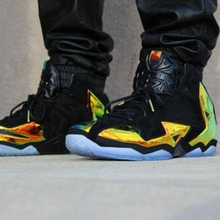 このnikeのextっていいな
パフォーマンスはかっこいいけど外履きはなぁ…っ