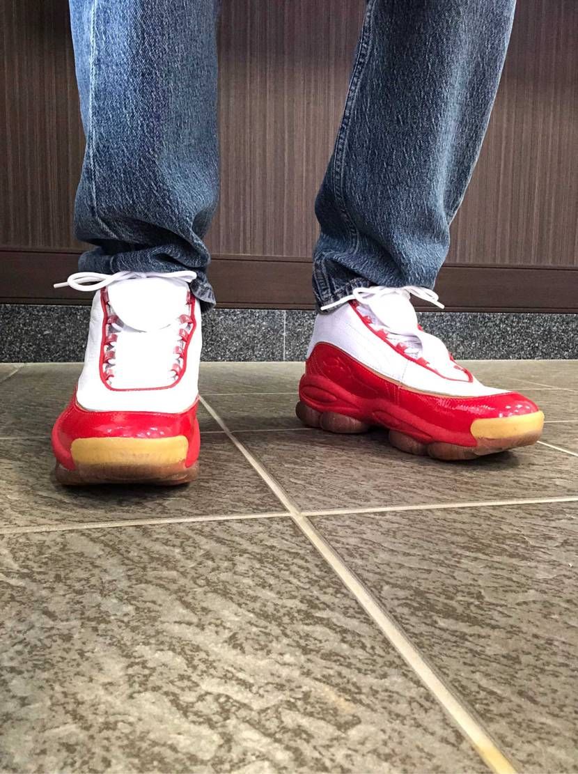 皆様おはようございます
今週1発目の出勤はreebok iverson leg