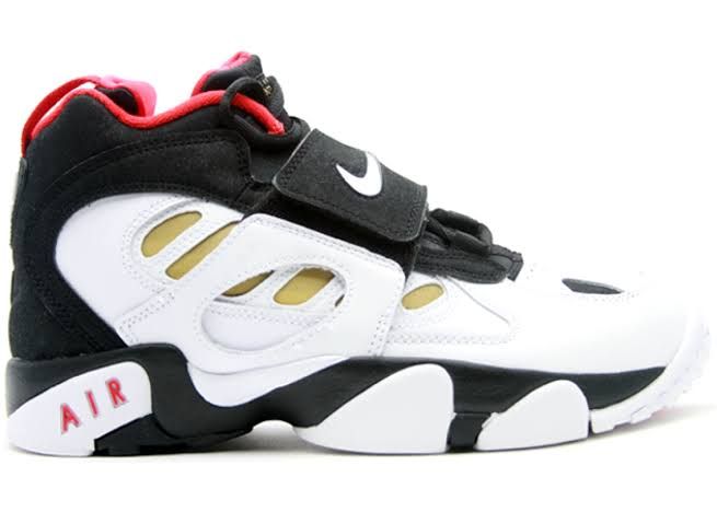 お疲れ様です
本日はreebok pumpcourtでし