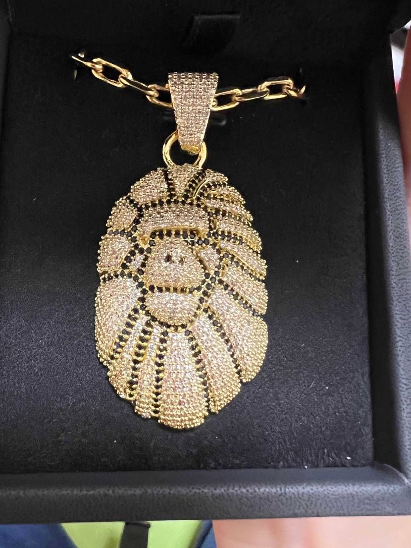 これを楽しみにしてました！
スニーカーでは無いですが
デ