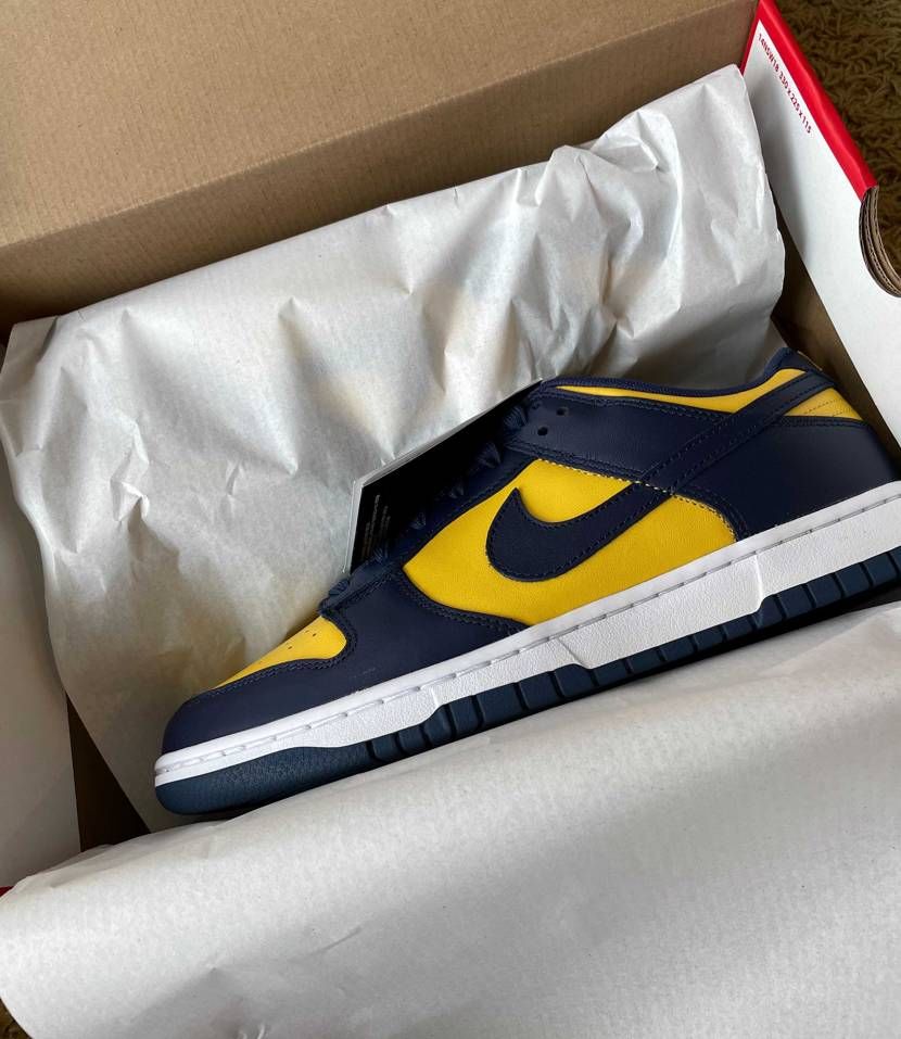 今日はNIKEからミシガン、SNSからは抽選ハズレてたと思ってたマルジェラリーボ