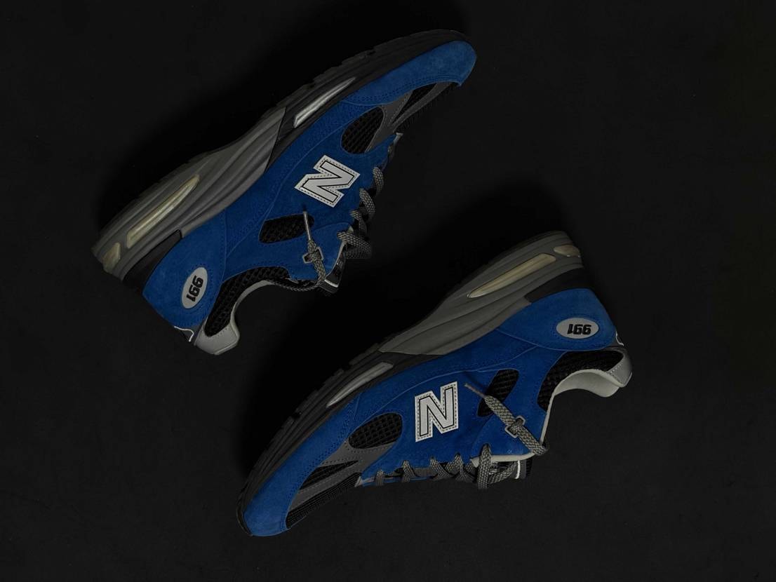 991 v2はこの色がどうしても欲しくて500足分の1足を海