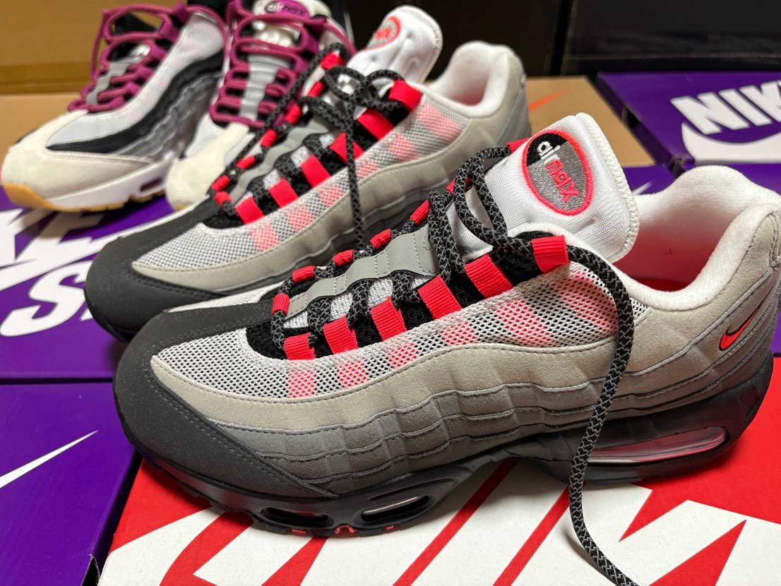 かっこええわぁ〜〜✨
履きたいけど履きたく無いな笑
シュ