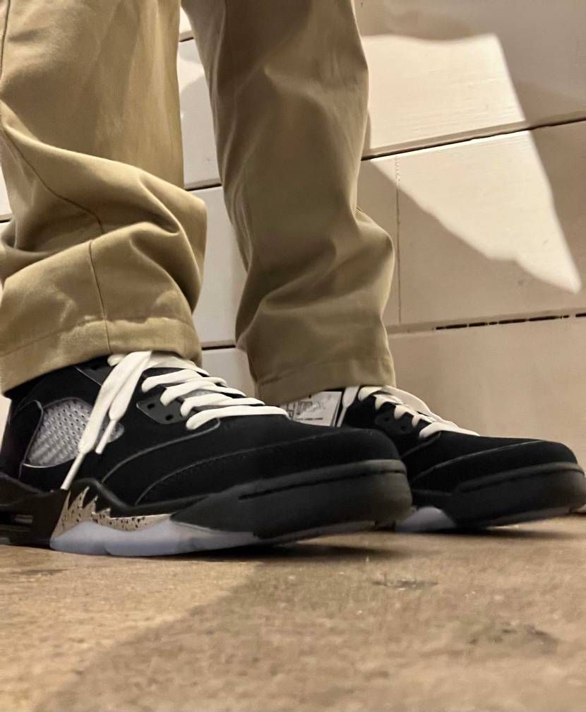 もう届きました！初めてのAirJordan5！もっとゴツいイ