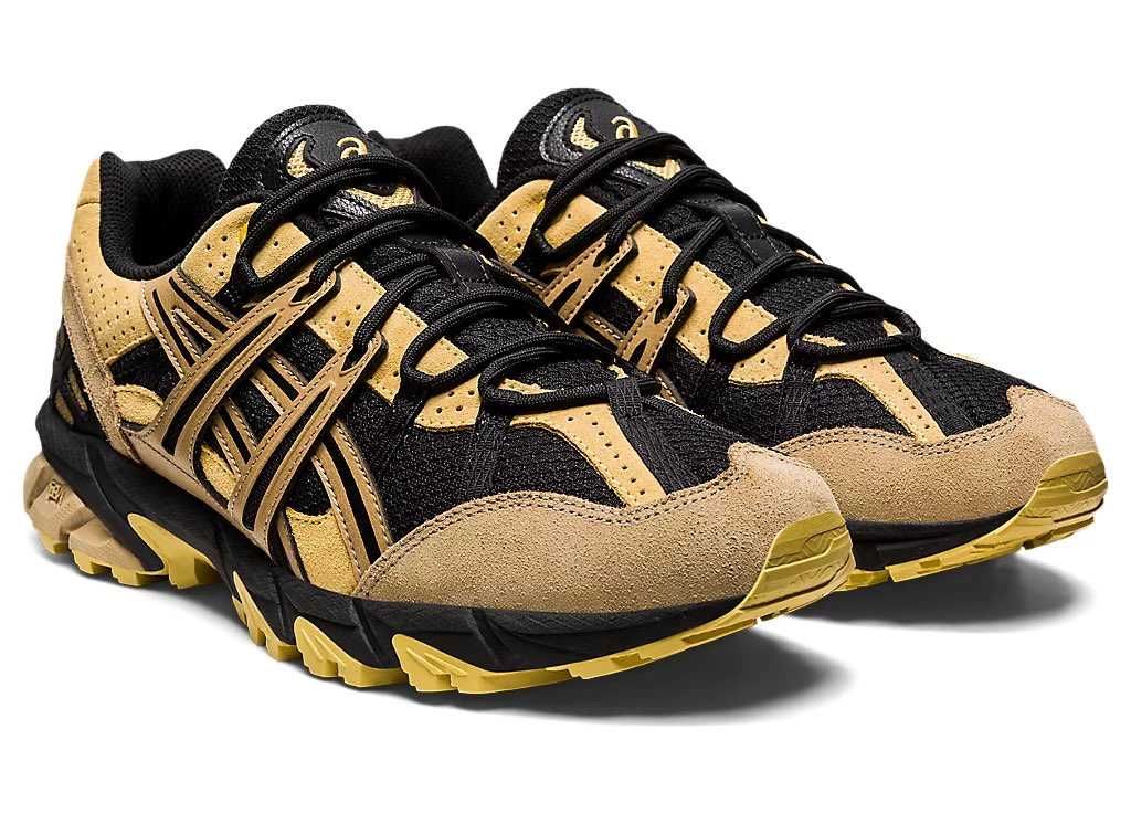 普通にこの2足シブくない？
GEL-SONOMA持ってるけど
履き心地マジで