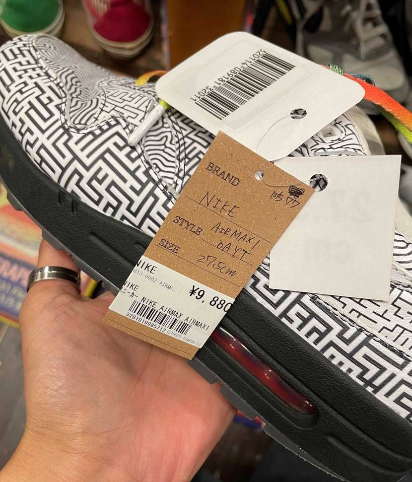 ソールの擦り減りもないし買い