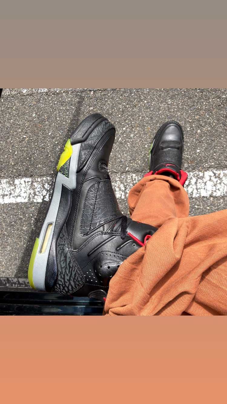 jordan son of mars
かっこいい🤣シューレースいらん気がする🤔