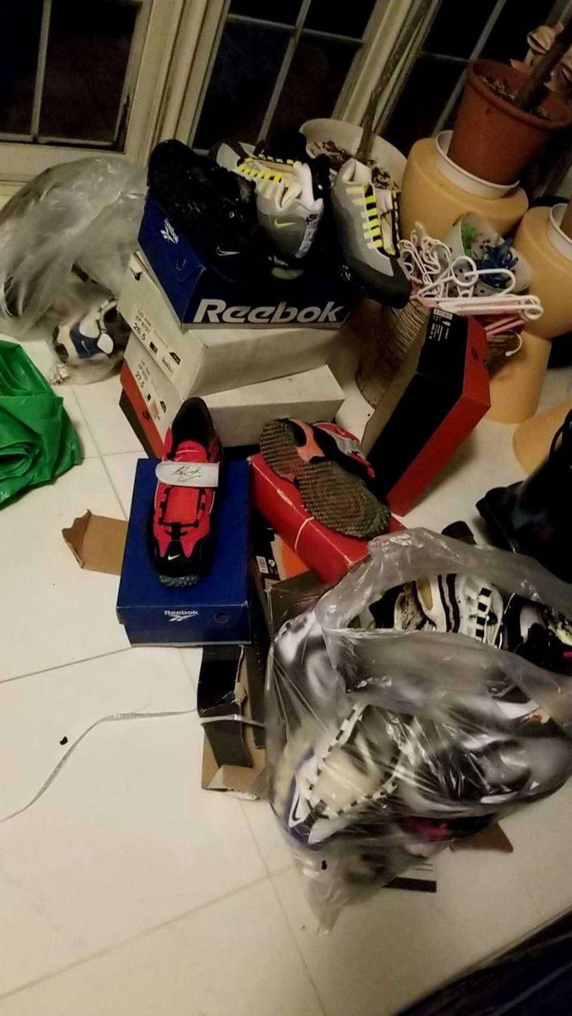 親戚から譲ってもらった90年代もの
加水分解で地獄絵図