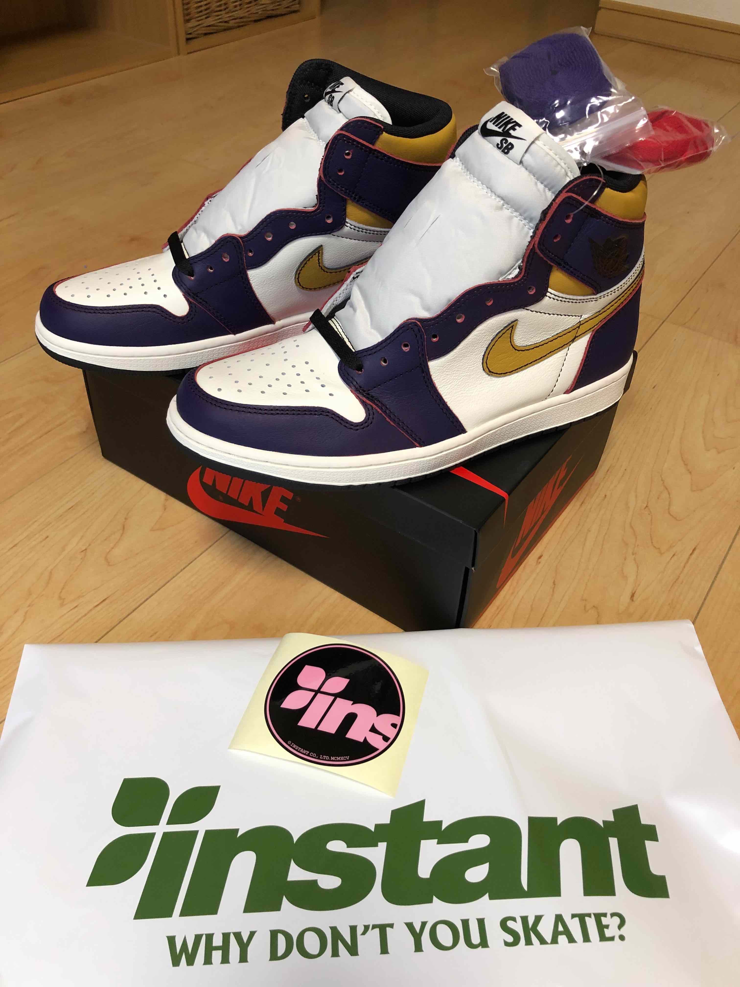 本日、当選したAJ1レイカーズを買いにinstantへ行ってきました。派手すぎな