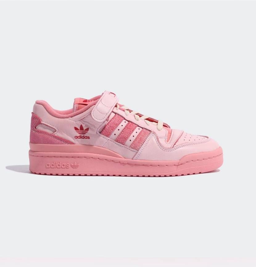 adidas forum low 84
イチゴ🍓カラー発売中