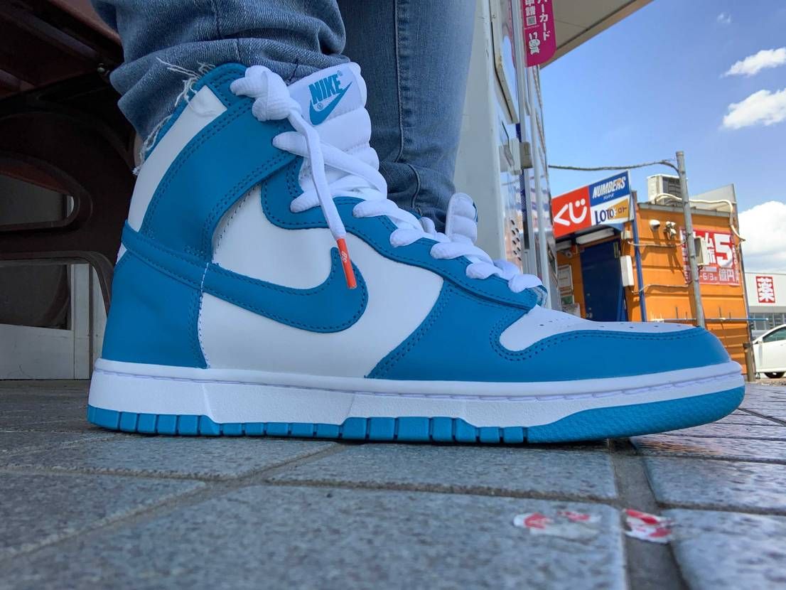 メインカラーホワイトブルー【新品】NIKE DUNK HI チャンピオンシップブルー　ＵＮＣ28.5