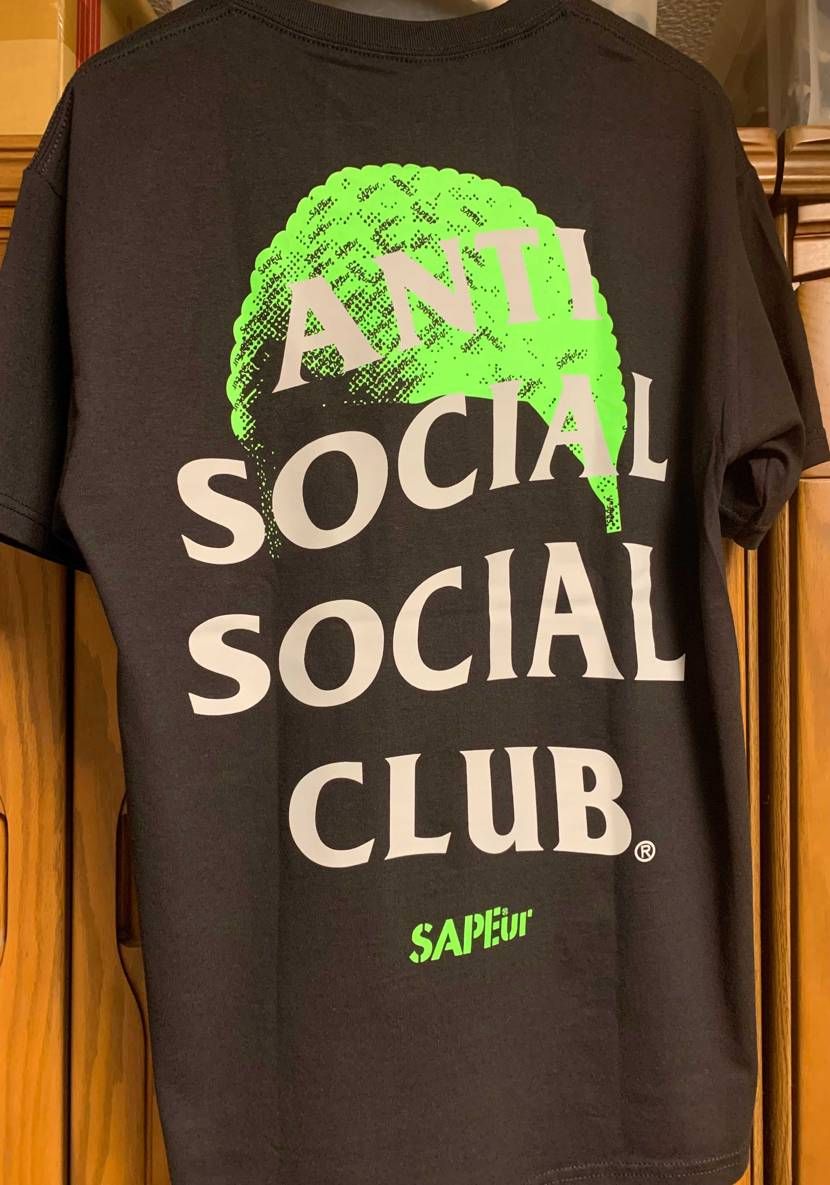 サプールの別注Tee届いた🤤✨
Lサイズだけどまぁ着られる😅
個人的にはXL