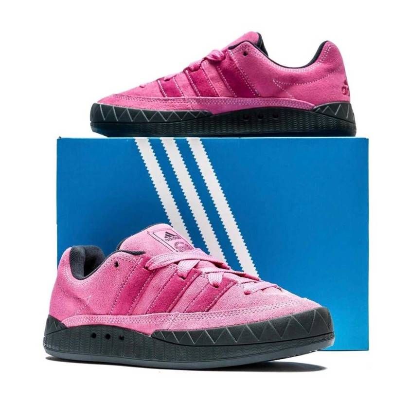 ウィメンズ•アディマティック海外リリース予定