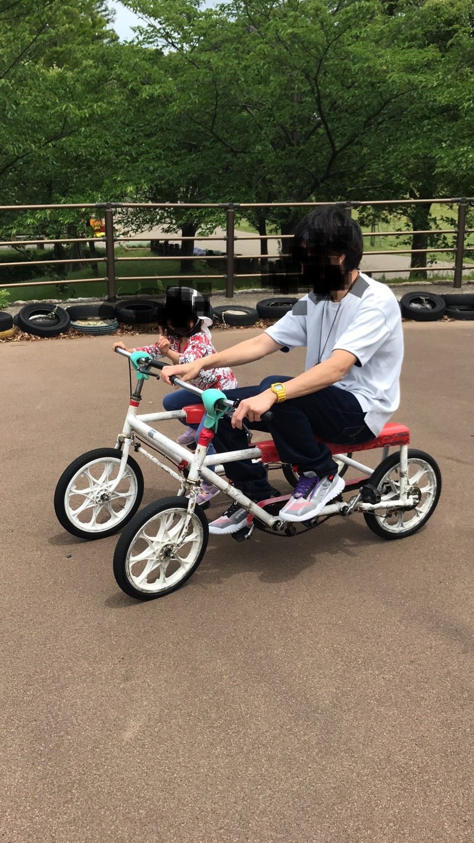 アペックスユーティリティ✨
履きやすくてガンガン履いてます😁
シューレース変え
