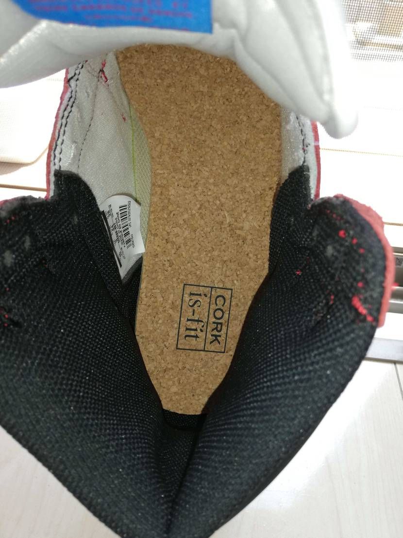 今日は仕事休んで子供達と初のららぽーとへ
実家帰るときに履こうと思ってたけど我慢