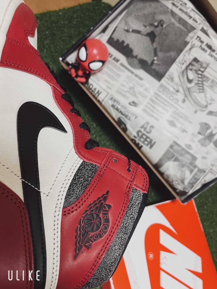 初シカゴ！！😁😁
Nike Air Jordan 1 Hi