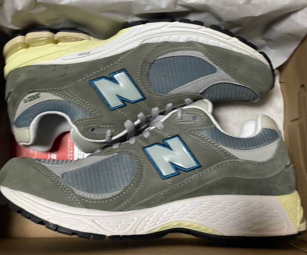 2002 NB公式のセールで
10,000ちょいだったけど、
めちゃくちゃ良