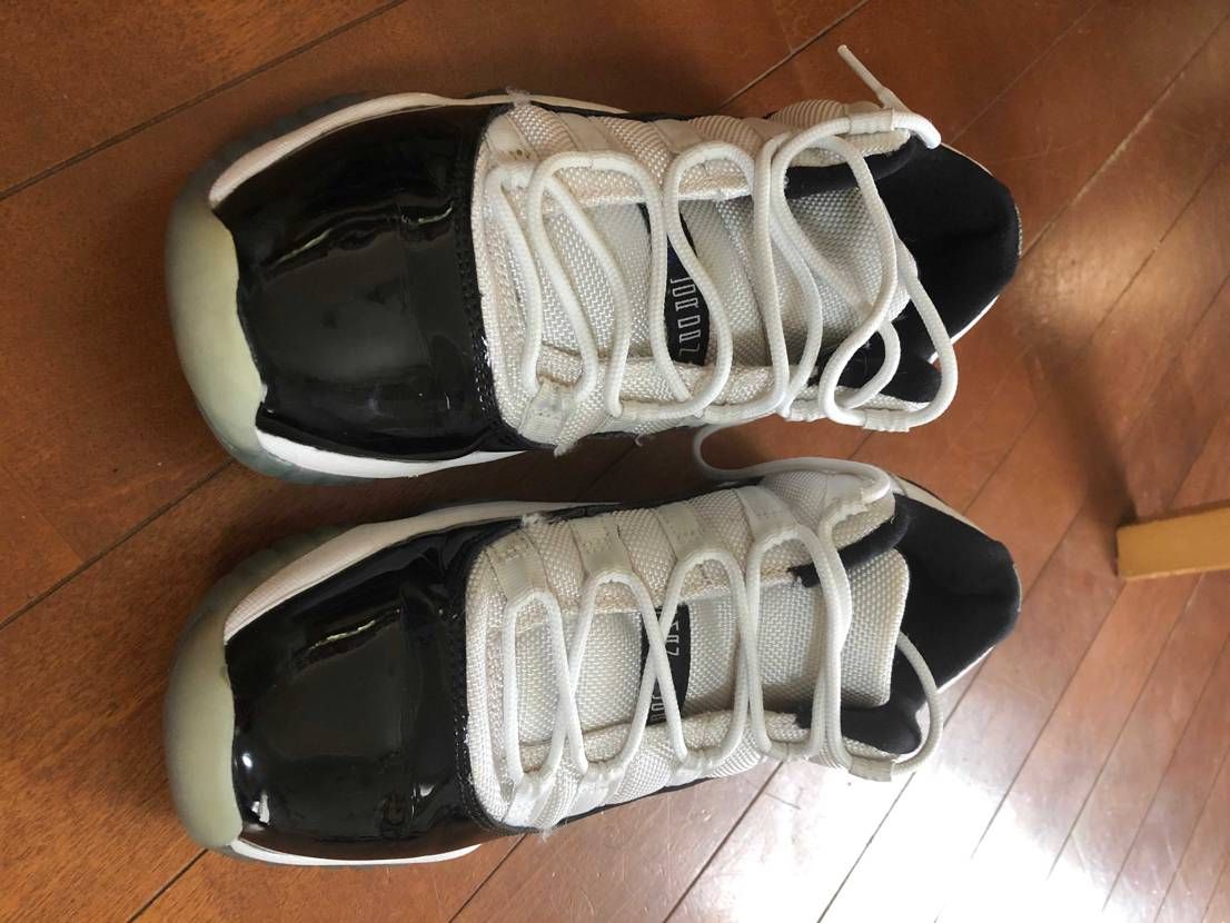 このエアジョーダン11low は本物でしょうか？