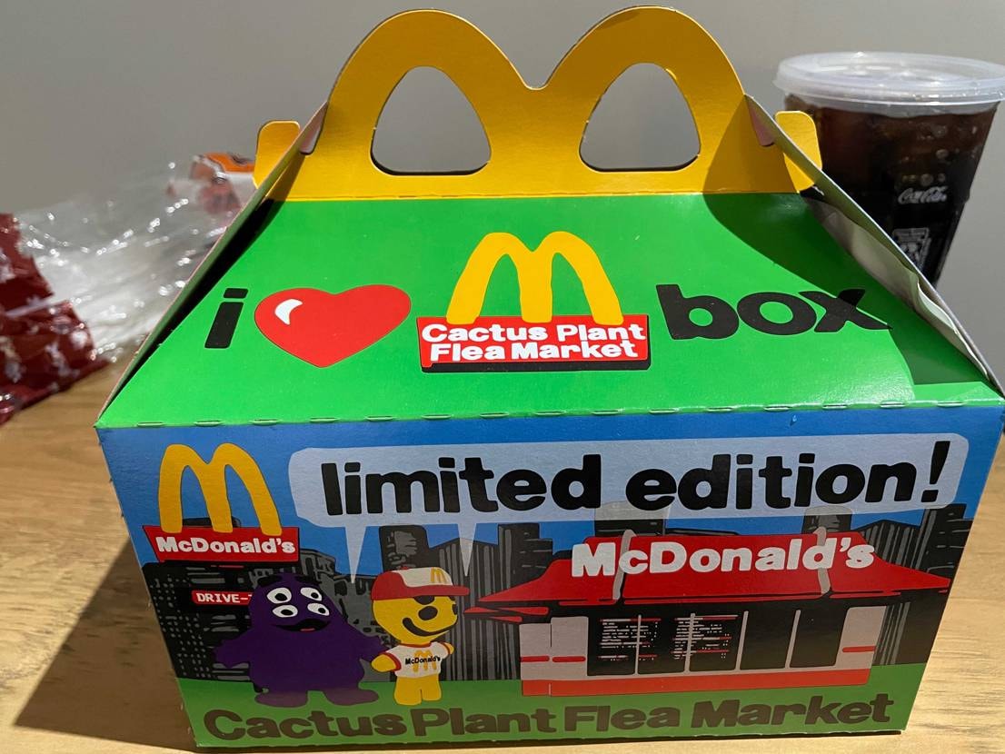 CPFMとマックのコラボ買えました。
スマイリーが当たった