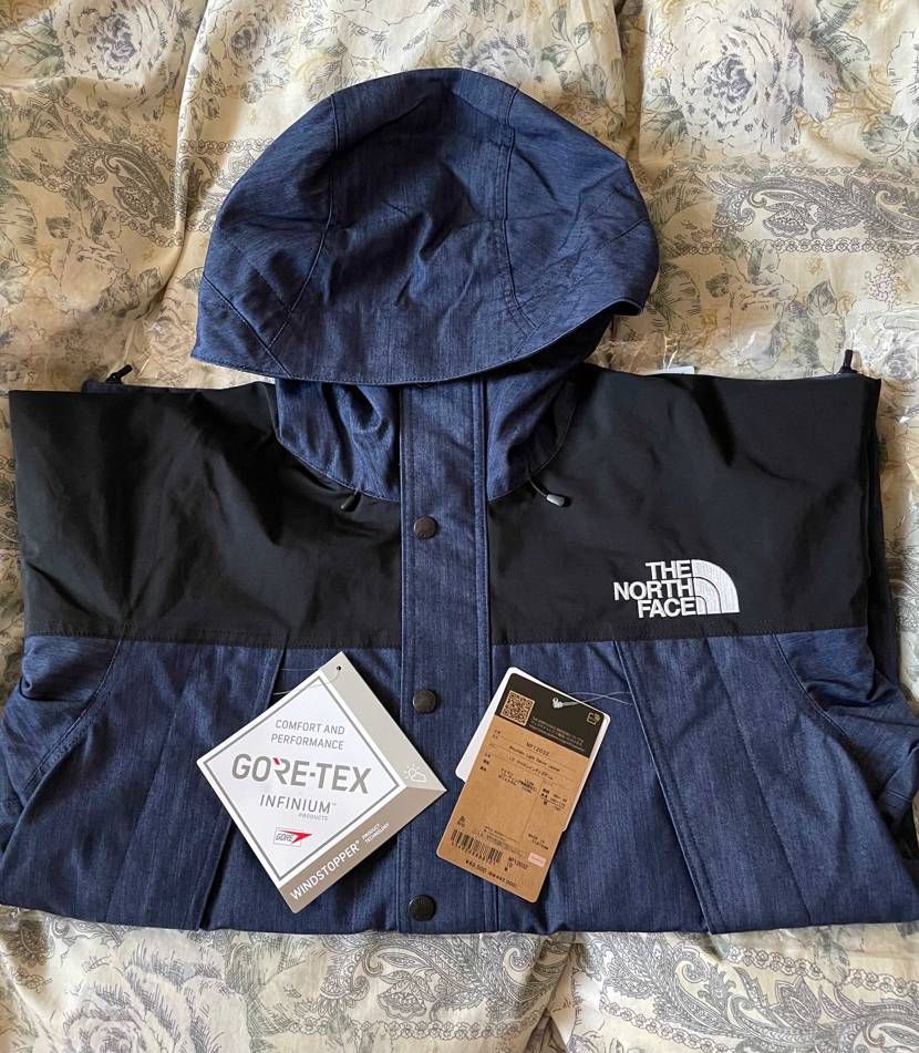 いや〜かっこいい。
リークが出た時から狙ってたけど性能とデニムだから経年劣化と