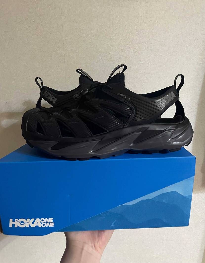 一年待ちましたよ。ブラック手に入れるのに。
ベージュもいい