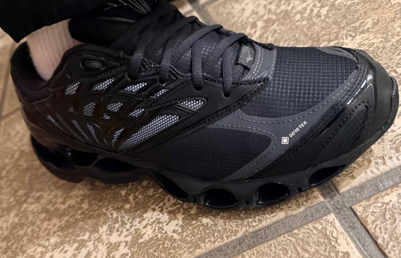 雨の日に履けるプロフェシーは最高だよ