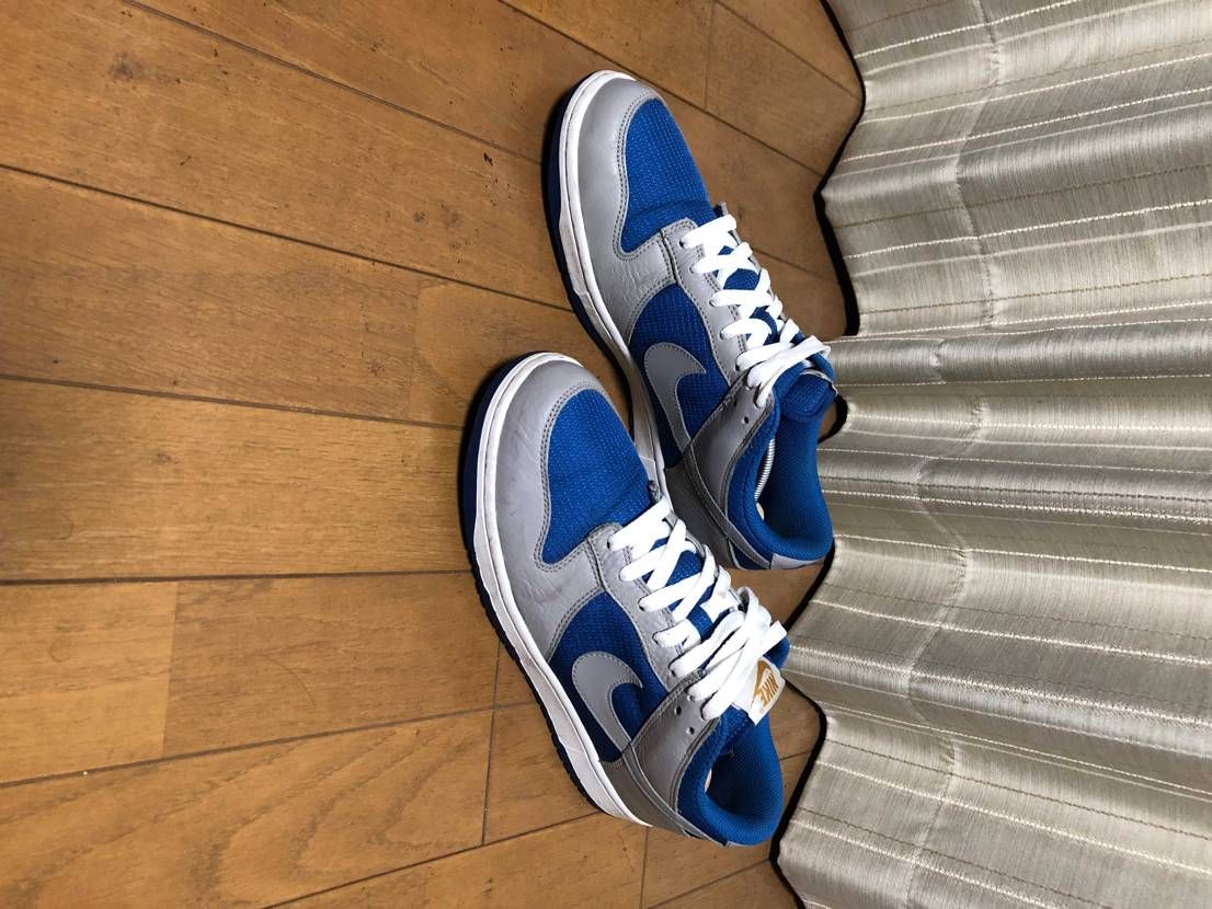初めて投稿します。
教えて頂きたいのですが、ナイキ大阪で5千円くらいで購入した
