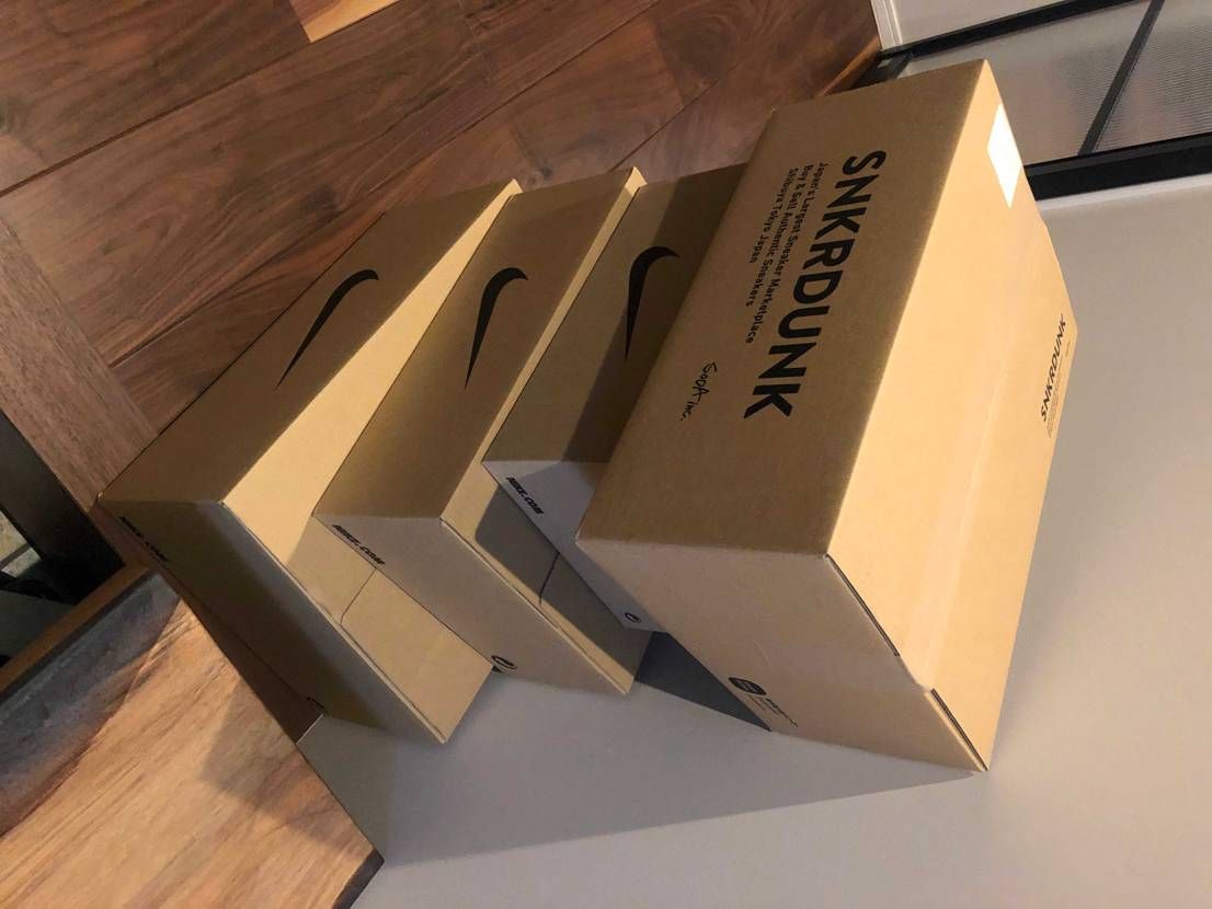 ダークモカ届くの待ってたら、嫁の荷物のが多いって!