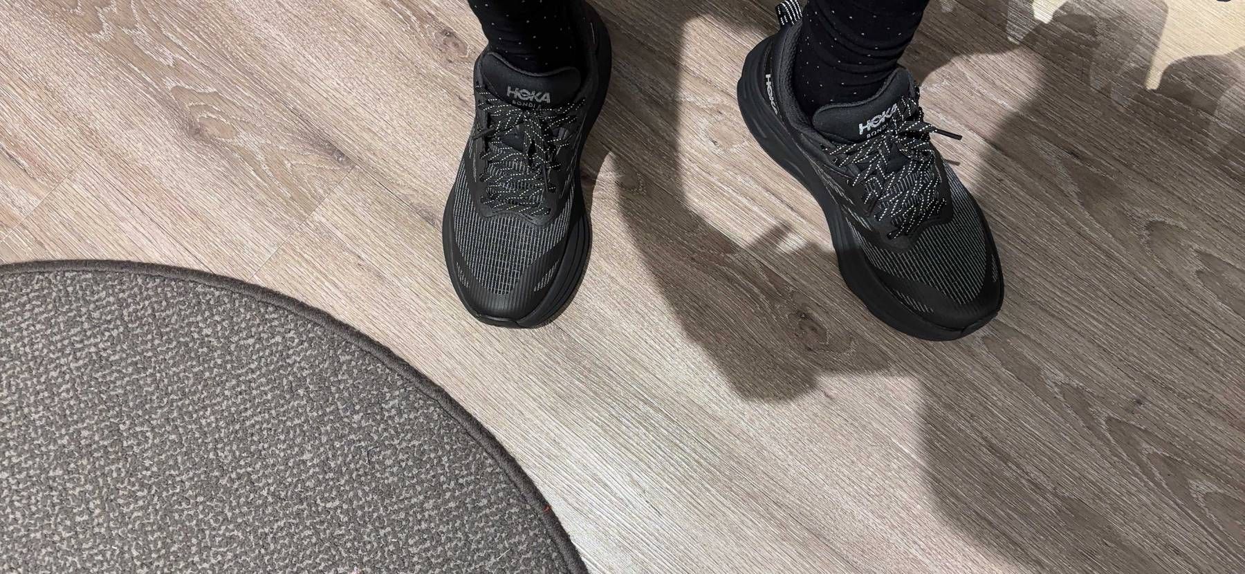 初めてHOKA買いました
履き心地最高です

#HOK