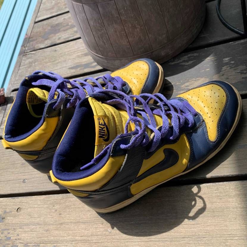 98年のヴィンテージシューズにヴィンテージシューレース付けたら良さげ