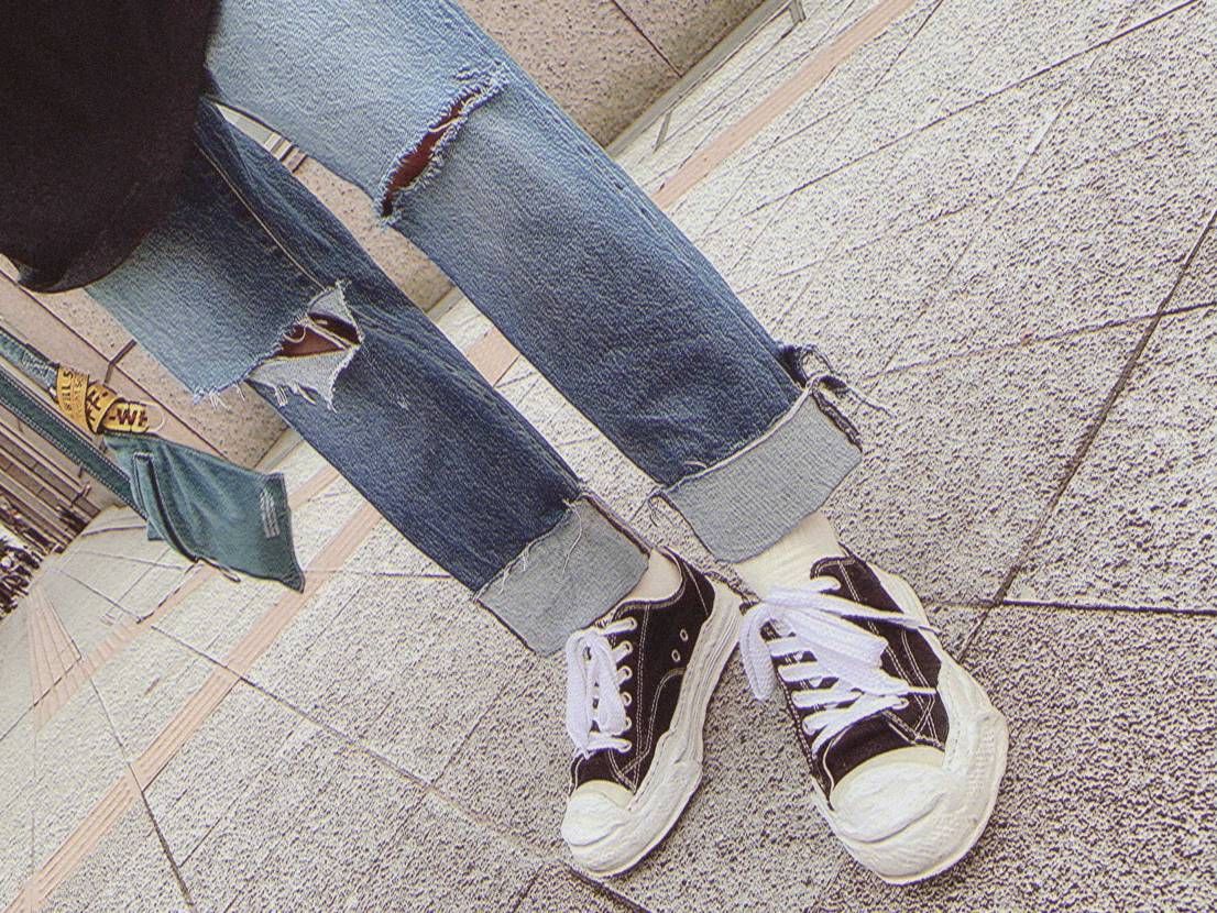 こんばんは
今回はスニダンで取り扱ってないブランドを。
Maison MIH