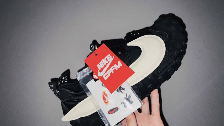 念願のair flea2👟
国内取扱がない為サイズ感不安だったけど個人的には