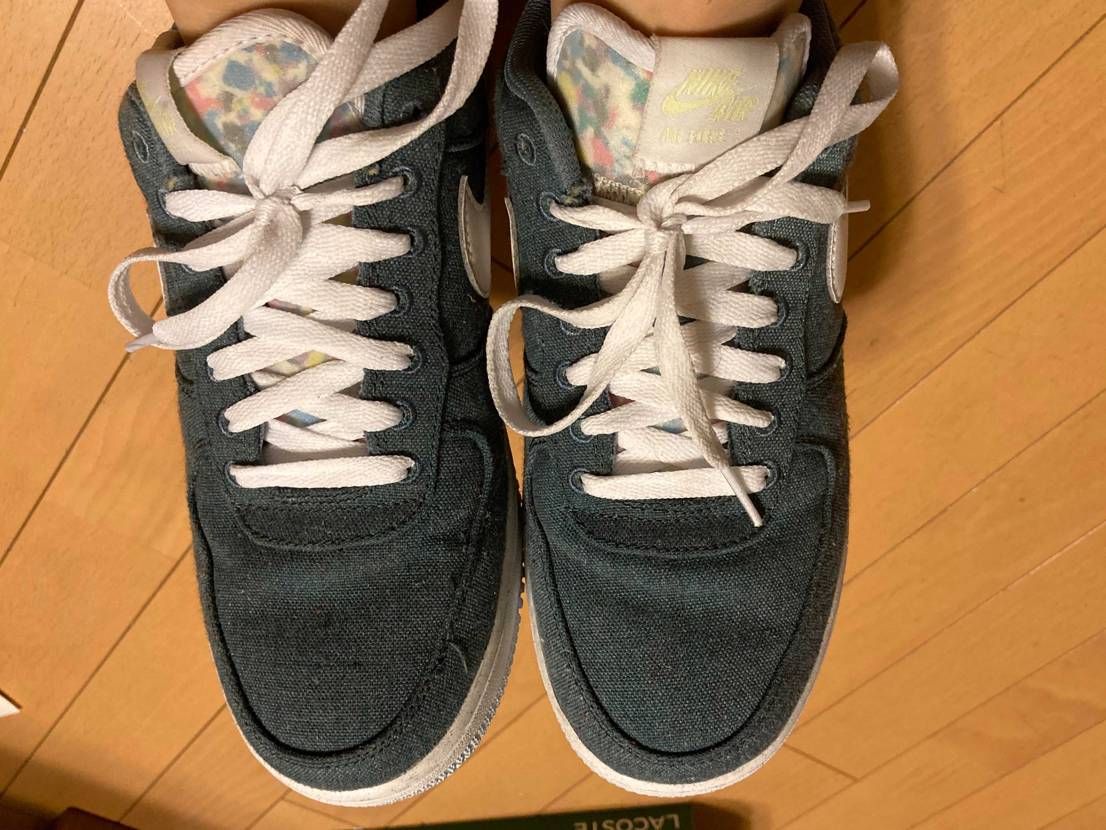 いつ出たフォース1か分からんけど古着屋さんで3500円で買え