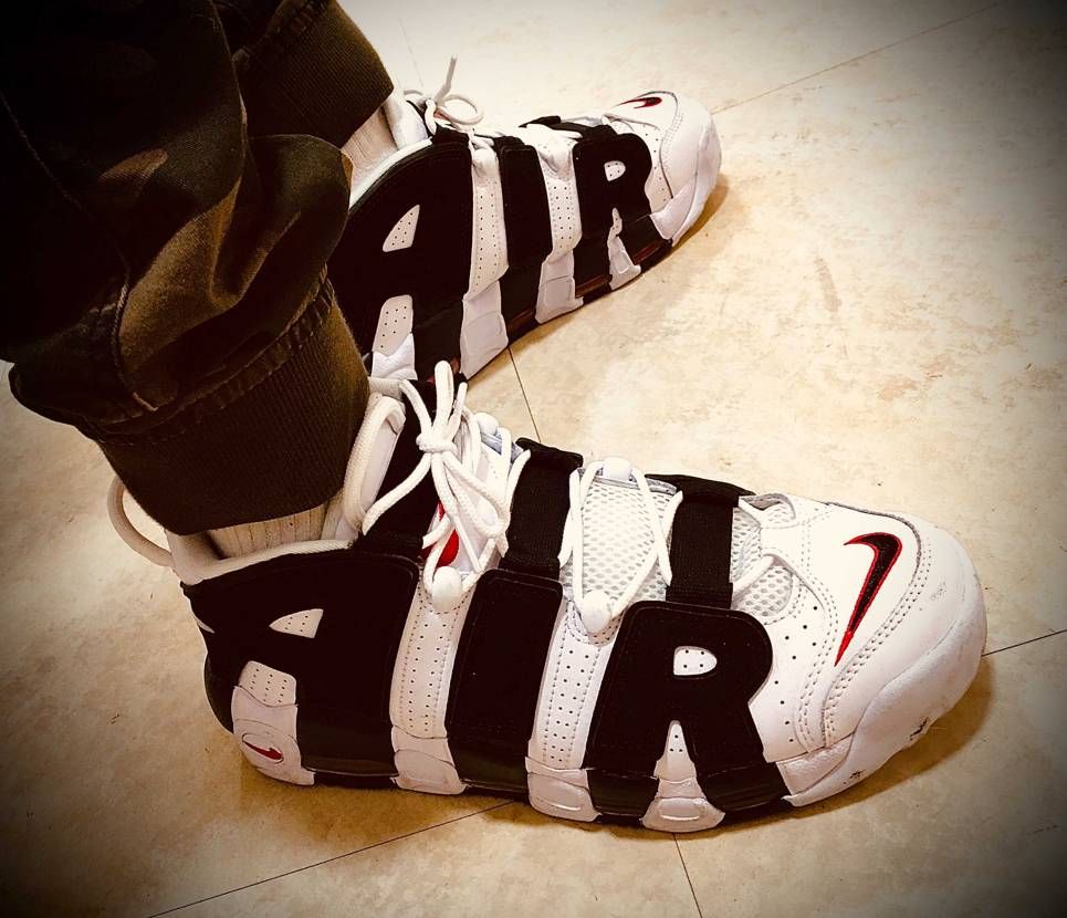 ちょっと映画を観に行ってきました📽
映画館に行く途中で、まさかのスニーカーかぶ