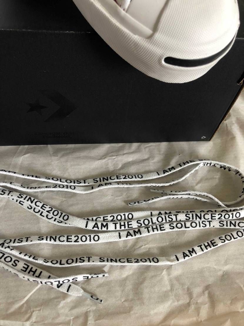 1週間以上かけて「SSENSE」から到着！
服を買うついで