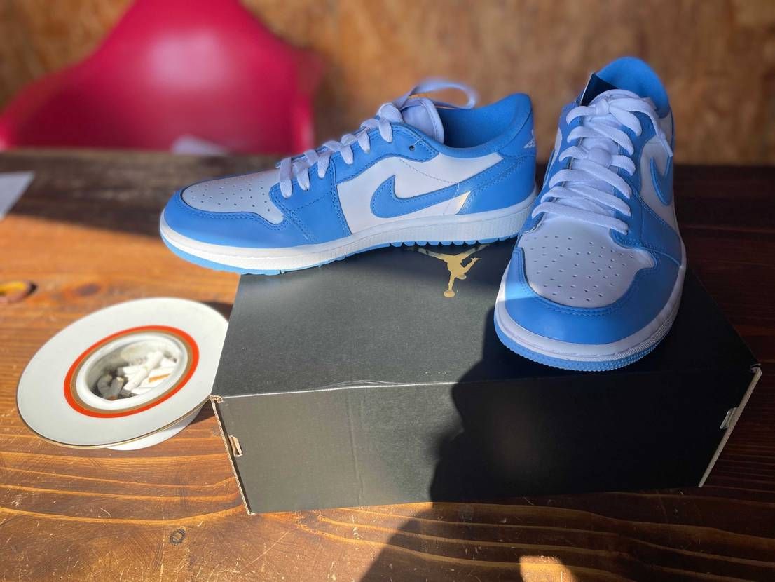 AJ1 Golf UNC 来た
かっこいいけど
ゴルフ🏌️‍♂️やらんけど