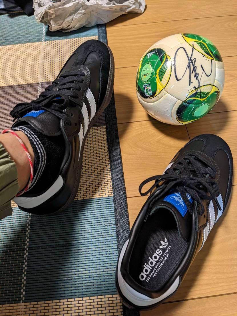 公式で買えて履き忘れてたら、高騰👀
サイズはジャストフィット…
どうするか