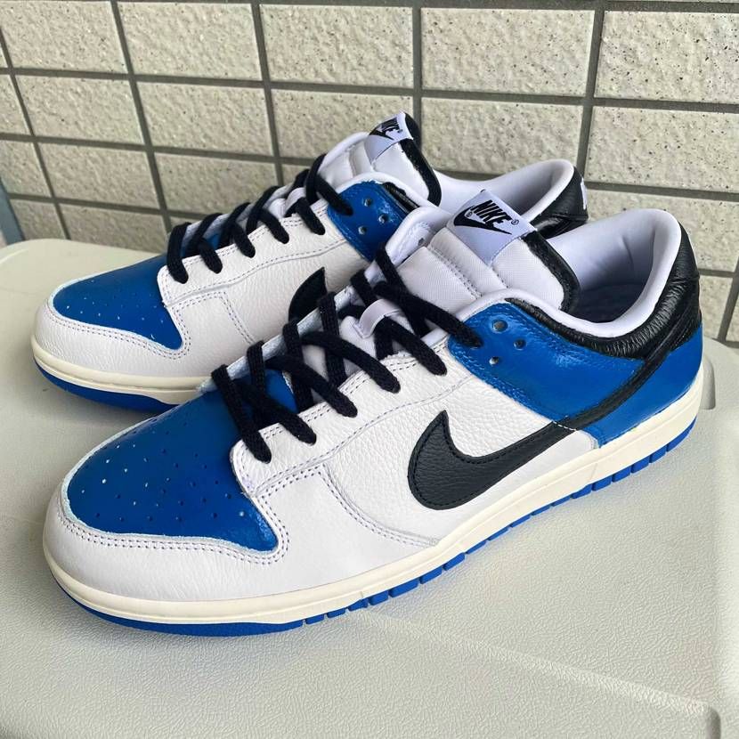 NIKE ✖︎ travis ✖︎ fragment "AJ1" HI c