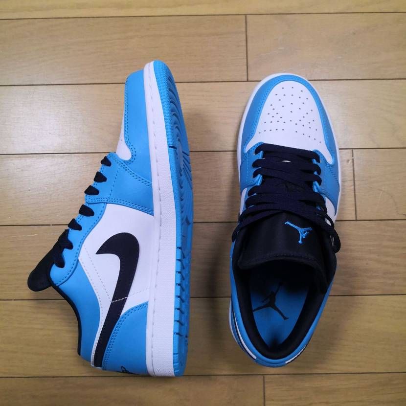 思った以上にオブシのところが黒っぽかったからまさにUNCっぽい感じでした！！
今