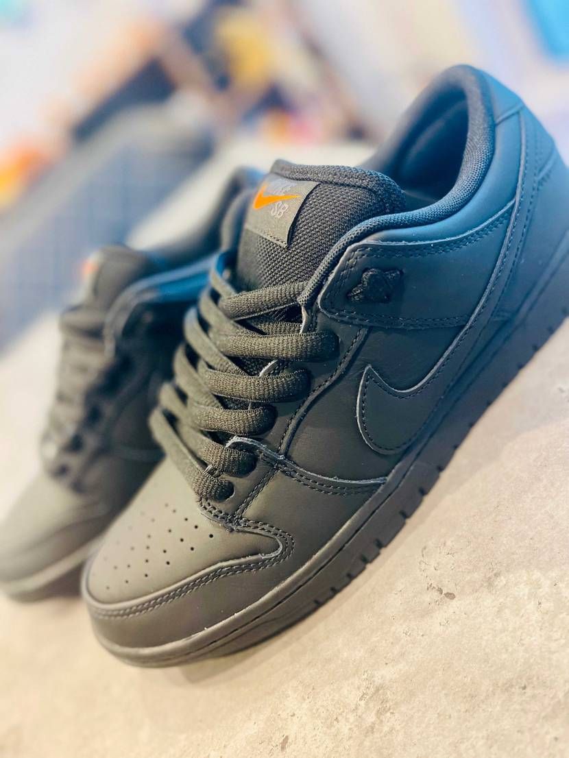 #Nike SB Dunk Low Pro ISO "Triple Black"