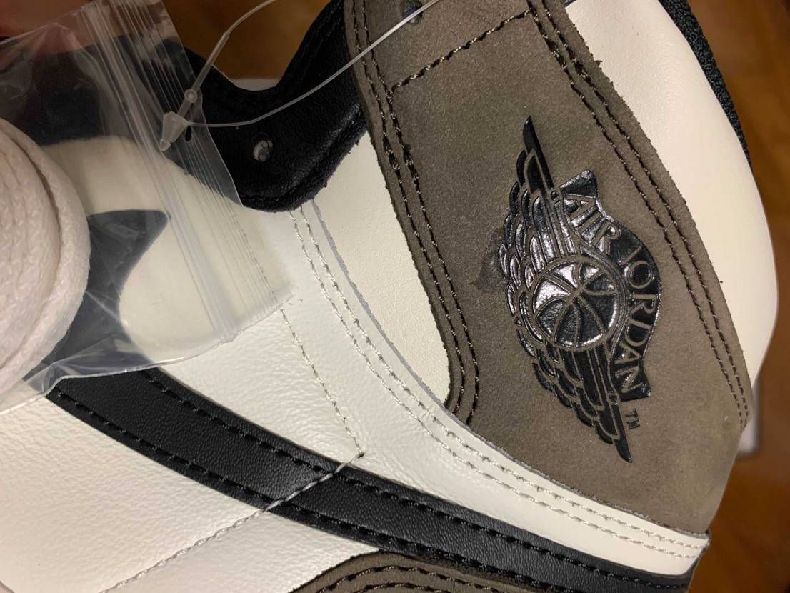 NIKEから届いたんだけど、これみんなならNIKEクオリティで納得できるレベル？