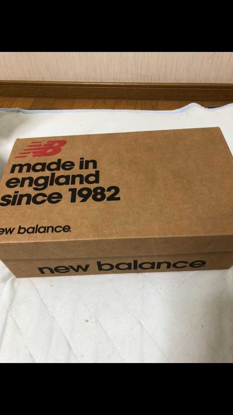 end.にて。セールで45%offだったのとオレンジに惹かれ