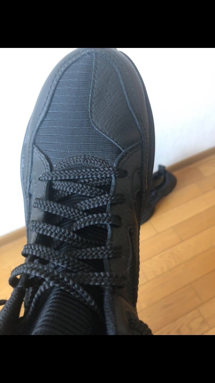 ビブラムソールでフルグレインレザーで完璧。
発売から2年ぐ