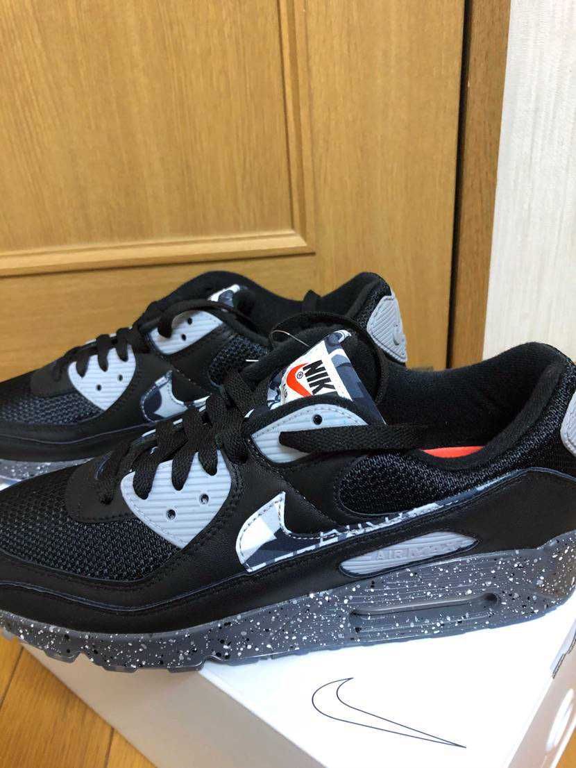 air max90のpremium byyouもっかい出してくれないかなあ。素材