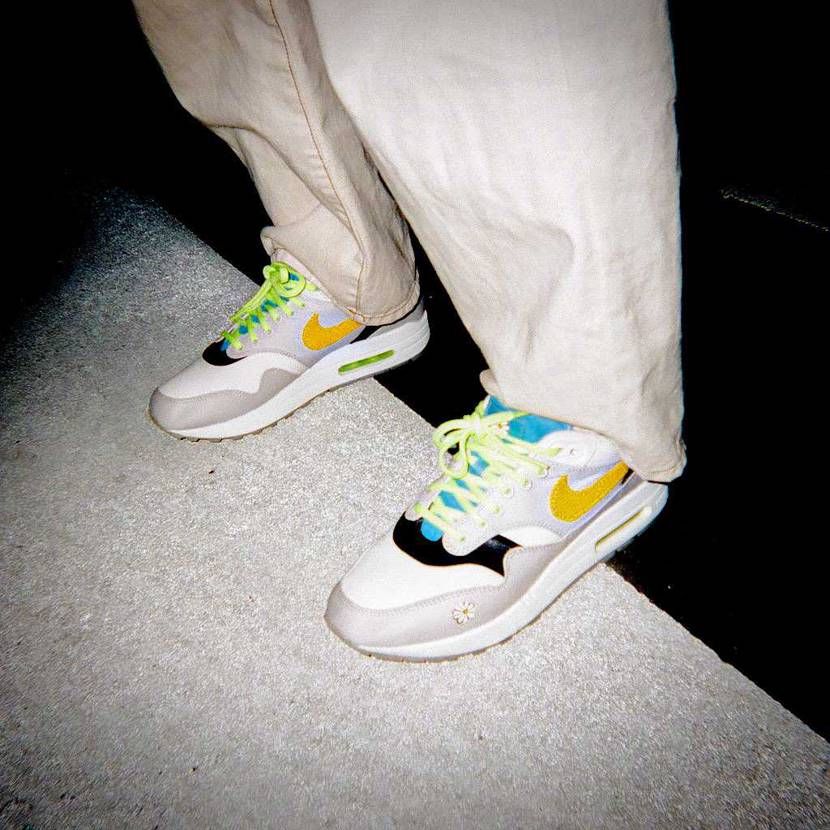 Air Max 1 "Daisy"

彼女に履いてもらうのはバッシュよりもラ